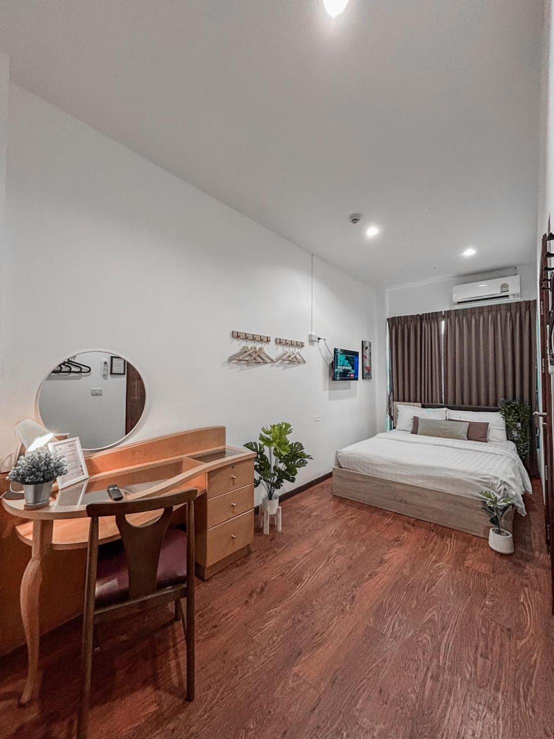 בנגקוק Click Hostel מראה חיצוני תמונה